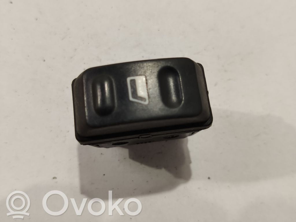 Citroen Xsara Picasso Electric window control switch 