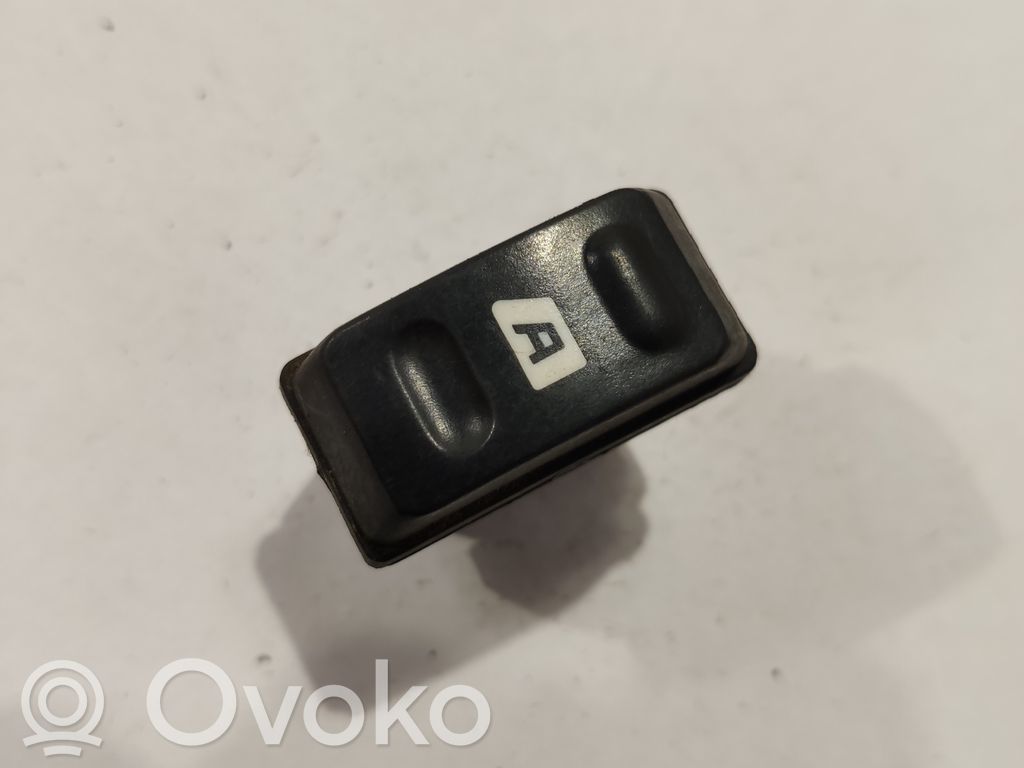 Citroen Xsara Picasso Electric window control switch 