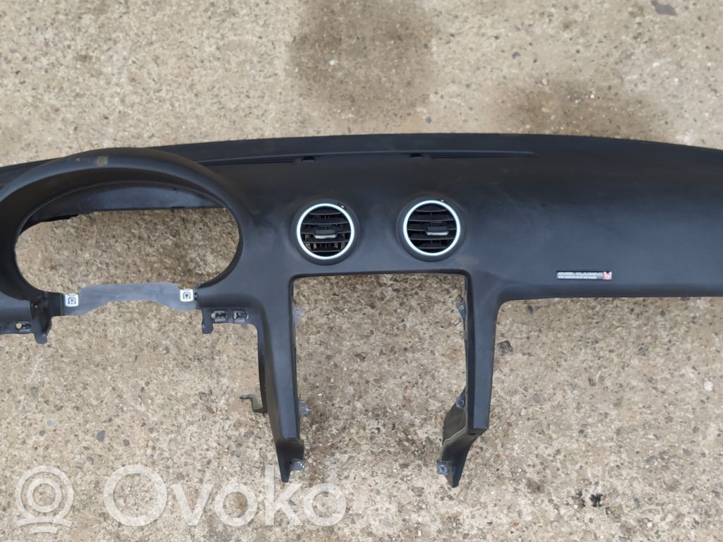 Audi A3 S3 8P Панель 