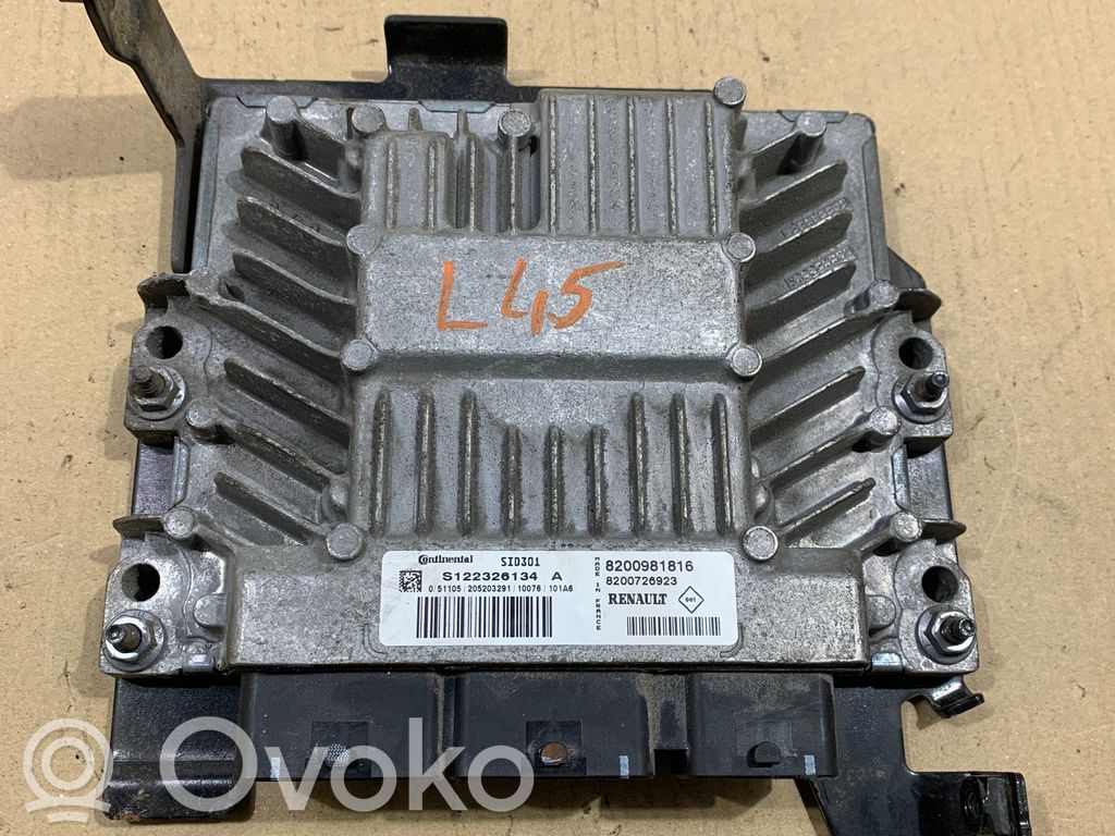Engine control unit/module   8200981816,8200726923,S122326134A
