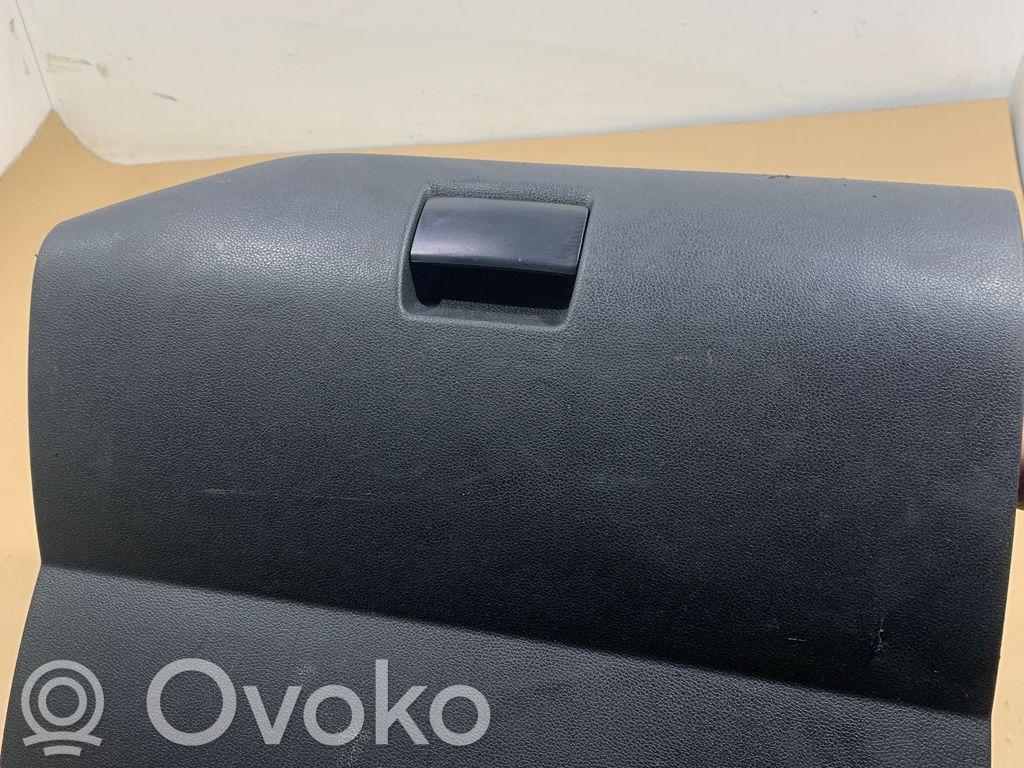 Citroen Berlingo Daiktadėžės (bordačioko) komplektas 
