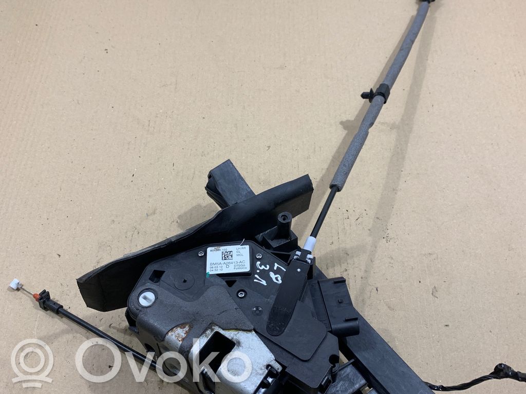 Ford Focus Takaoven lukko 