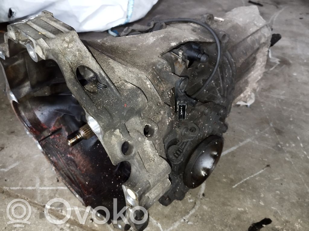 Audi A4 S4 B7 8E 8H Caja de cambios manual de 6 velocidades 