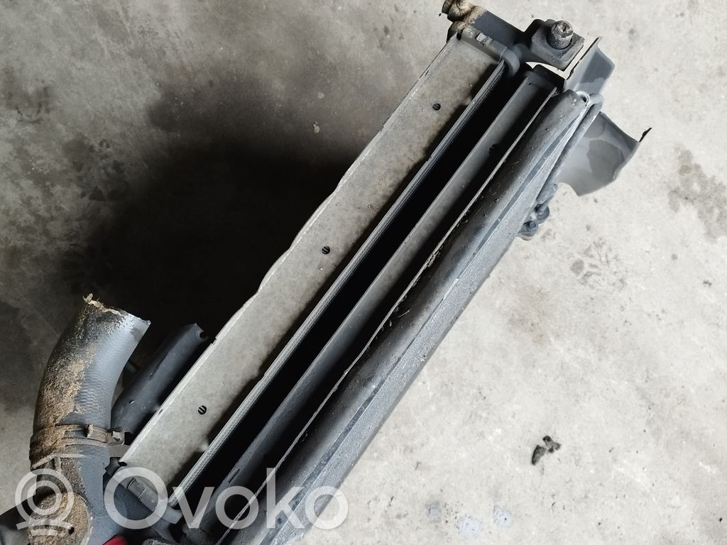 Radiatorių panelė
