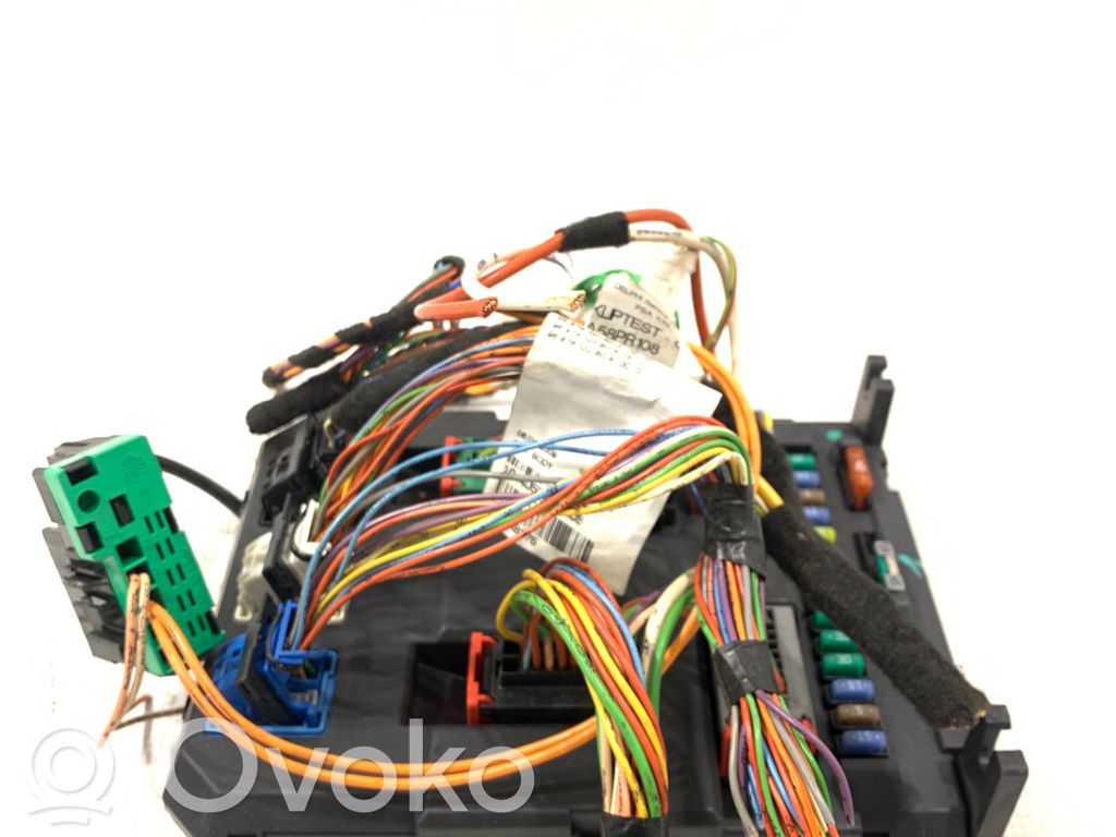 Citroen C3 Picasso Fuse module 