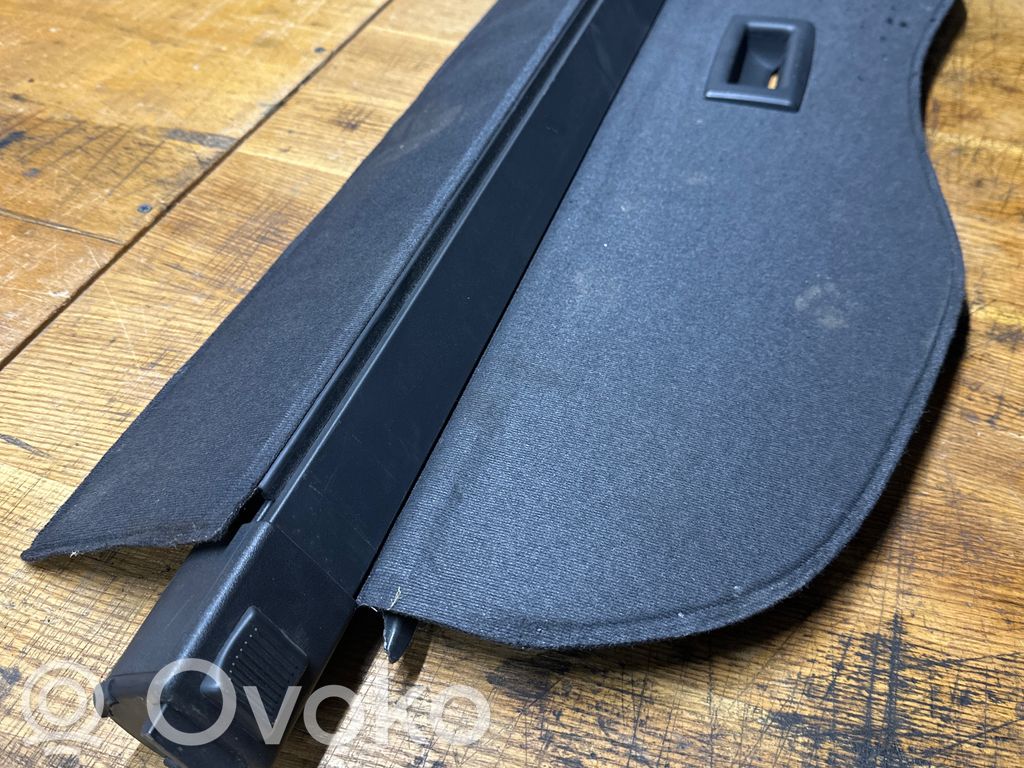 Renault Clio III Rear windscreen sun blind/shade 
