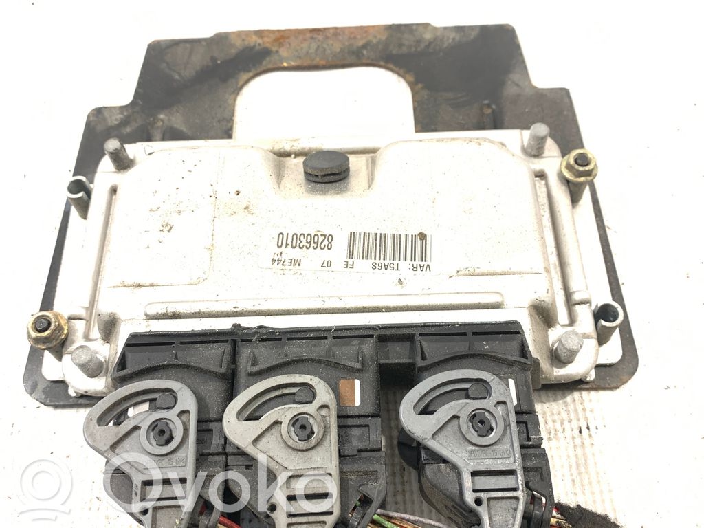 Peugeot 407 Engine control unit/module 