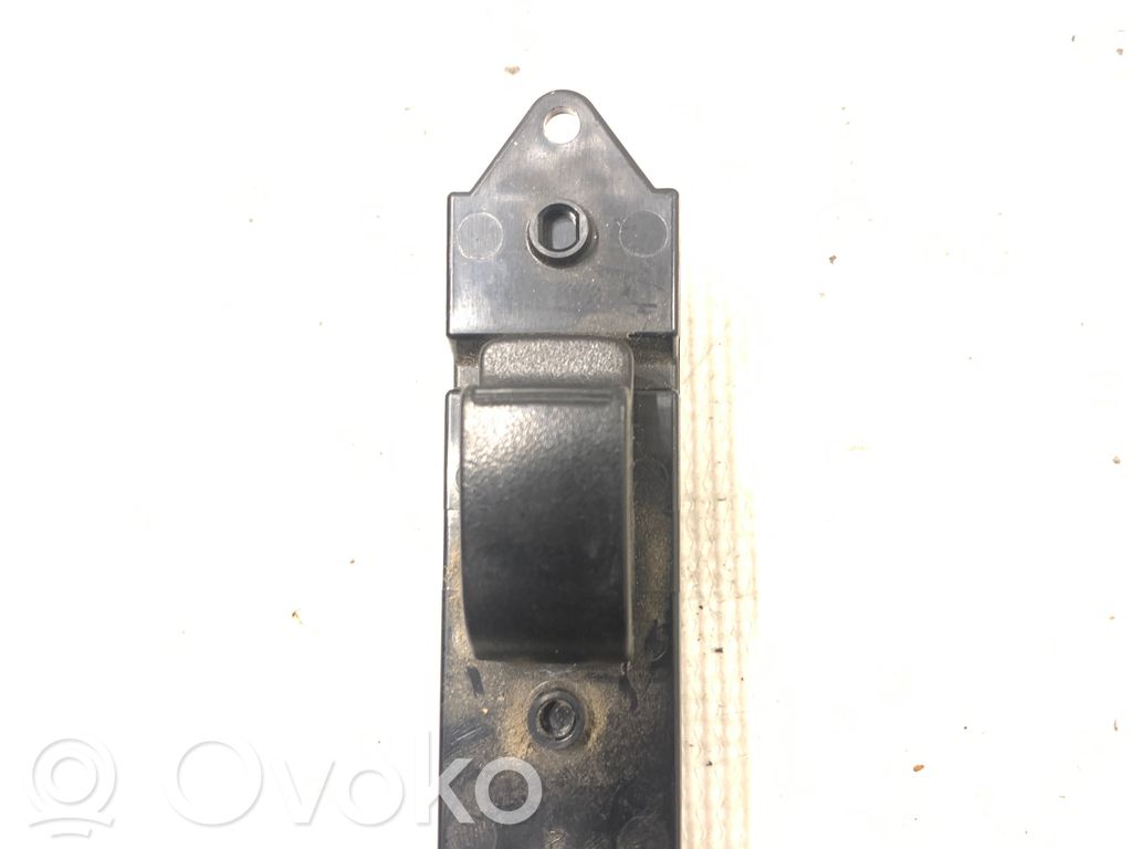 Mitsubishi Lancer X Electric window control switch 