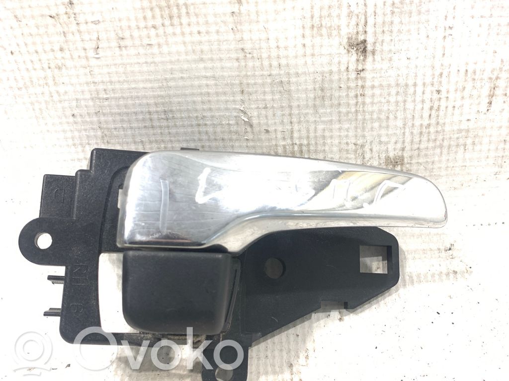 Mitsubishi Lancer X Front door interior handle 