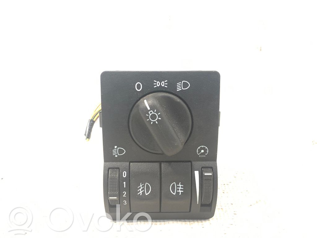 Opel Astra G Light switch 