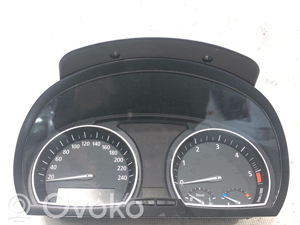 BMW X3 E83 Speedometer (instrument cluster) 
