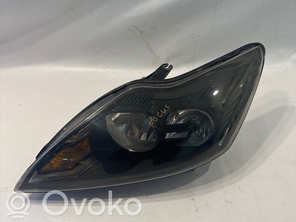 Ford Focus Headlight/headlamp 