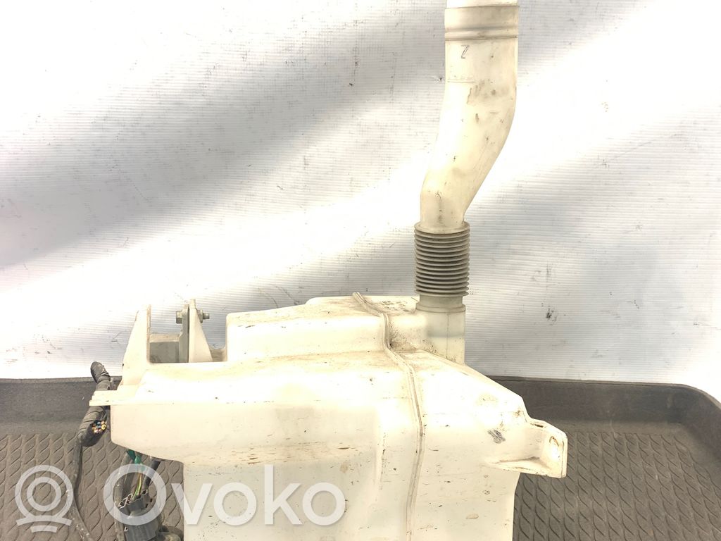 Žibintų apiplovimo bakelis   4010023,E201003