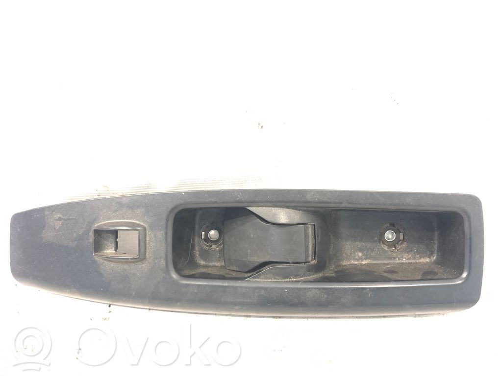 Fiat Doblo Front door interior handle 