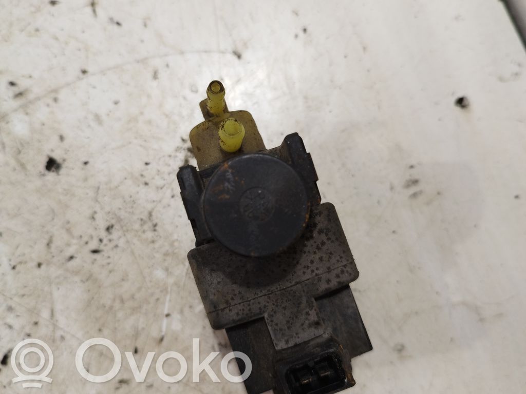 Hyundai ix20 Solenoīda vārsts 