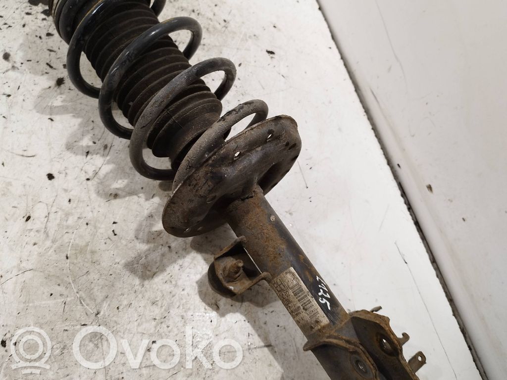 Opel Corsa D Stoßdämpfer Federbein 