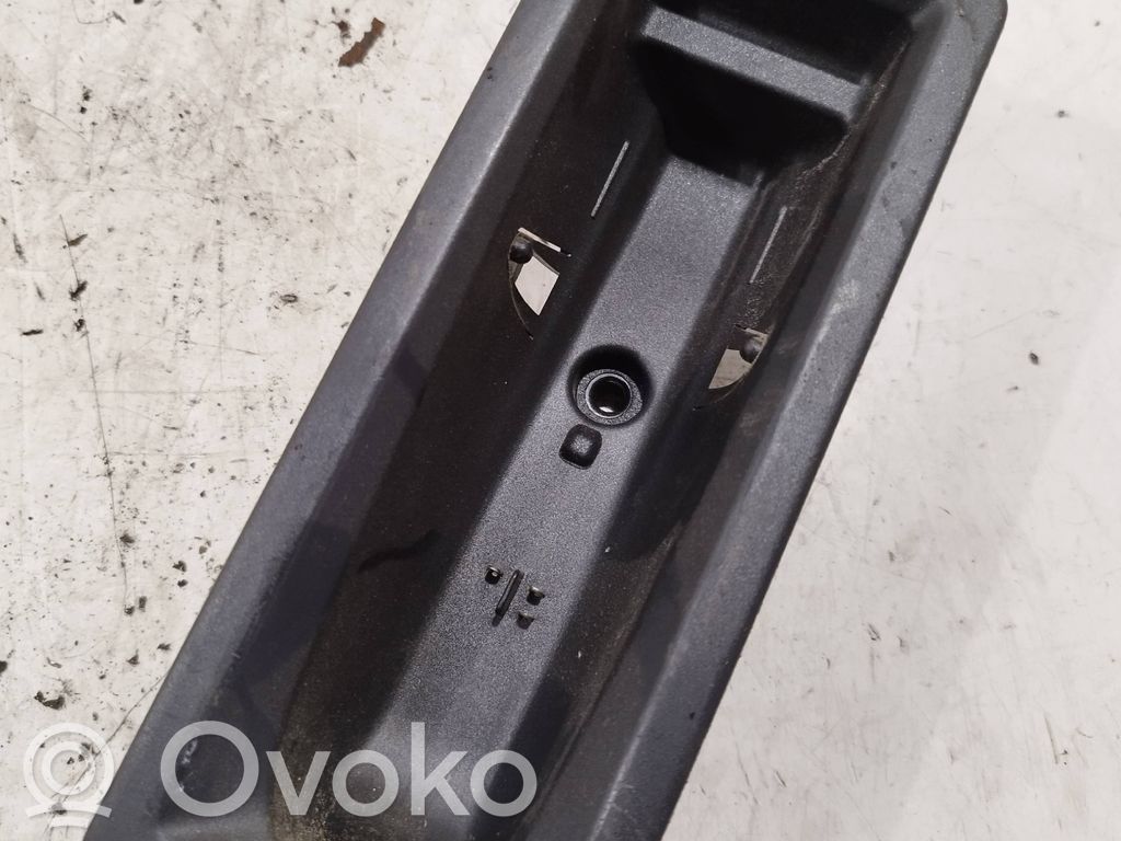 Peugeot 5008 Kita salono detalė 