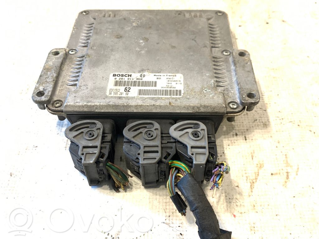 Peugeot 807 Engine control unit/module 