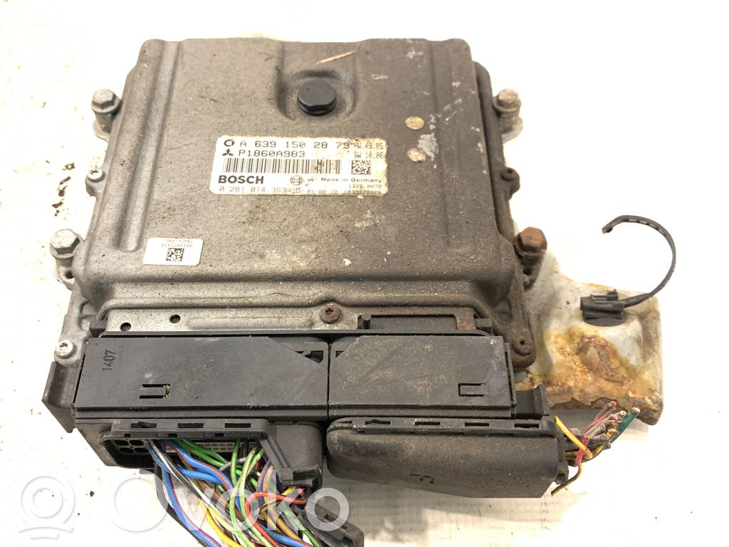 Mitsubishi Colt Engine control unit/module 