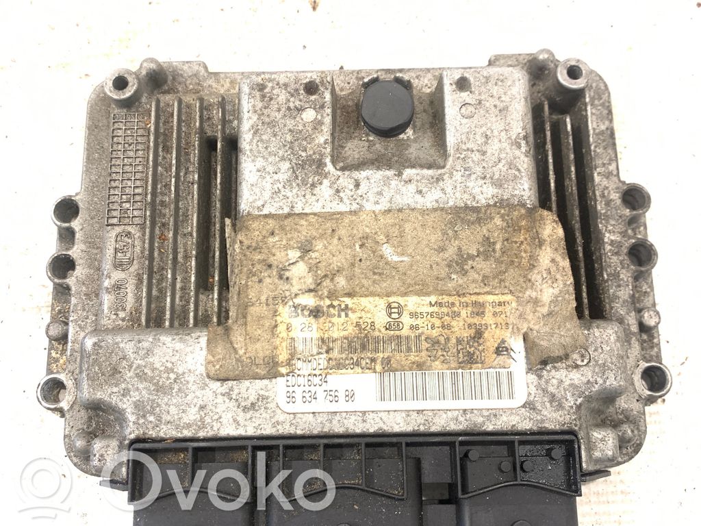 Peugeot 206 Engine control unit/module 