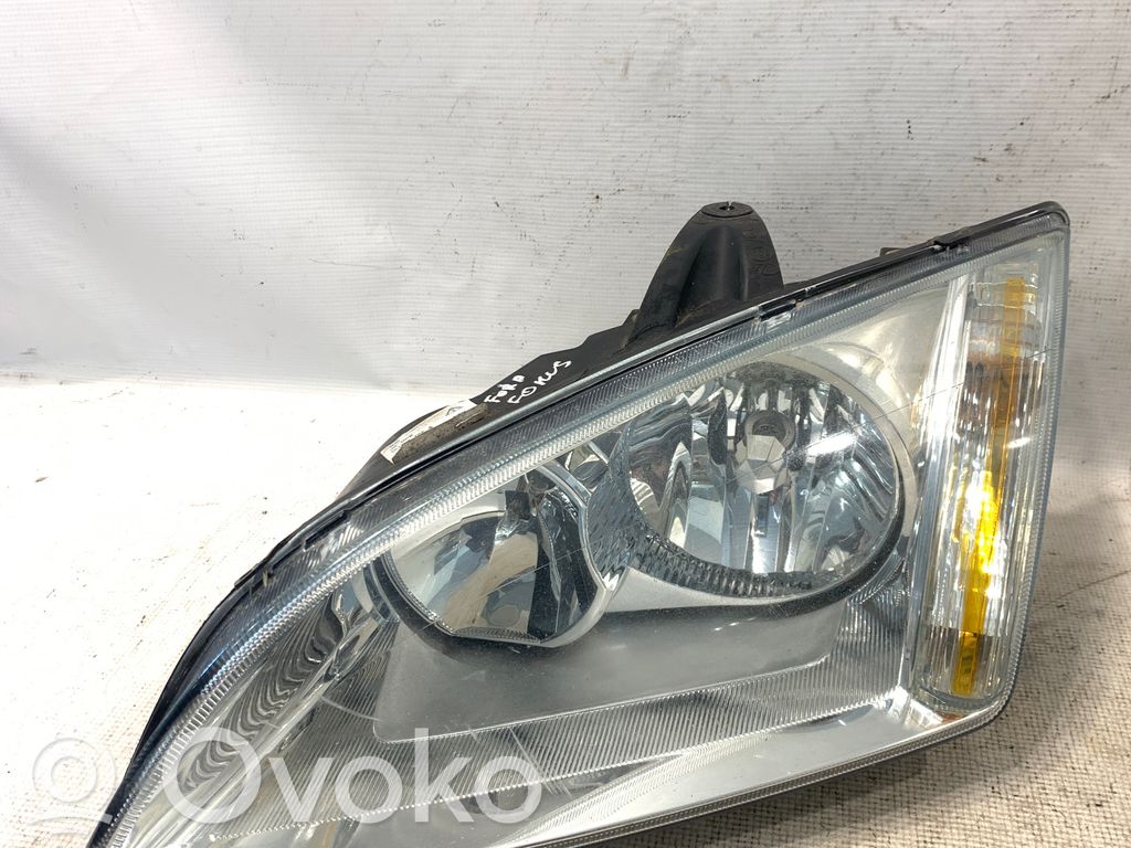 Ford Focus Phare frontale 
