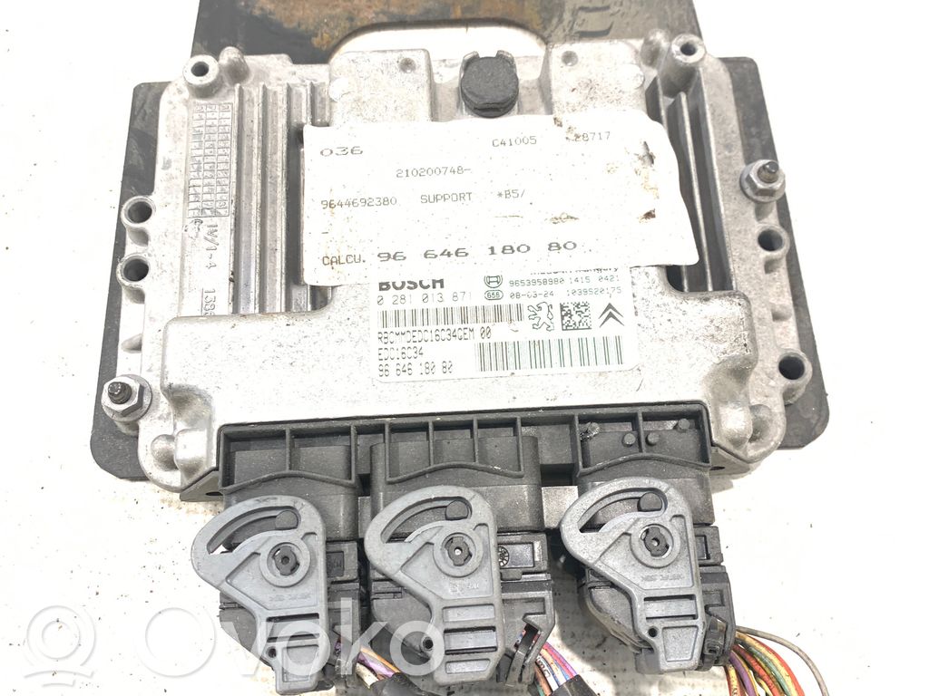 Citroen C4 I Engine control unit/module 