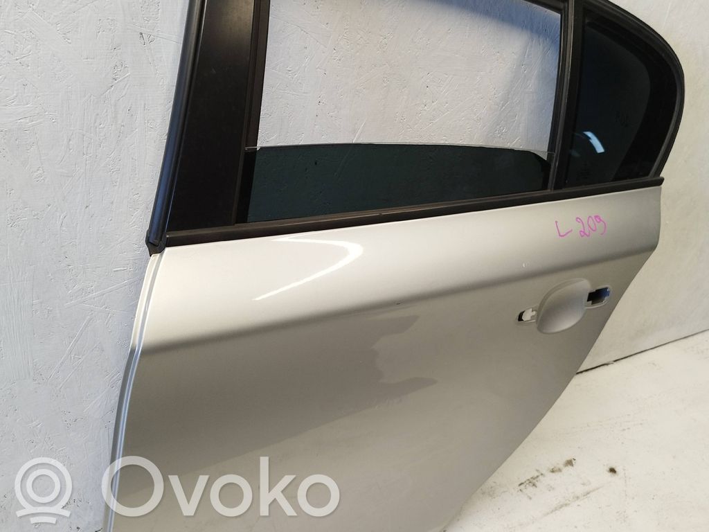 Rear door