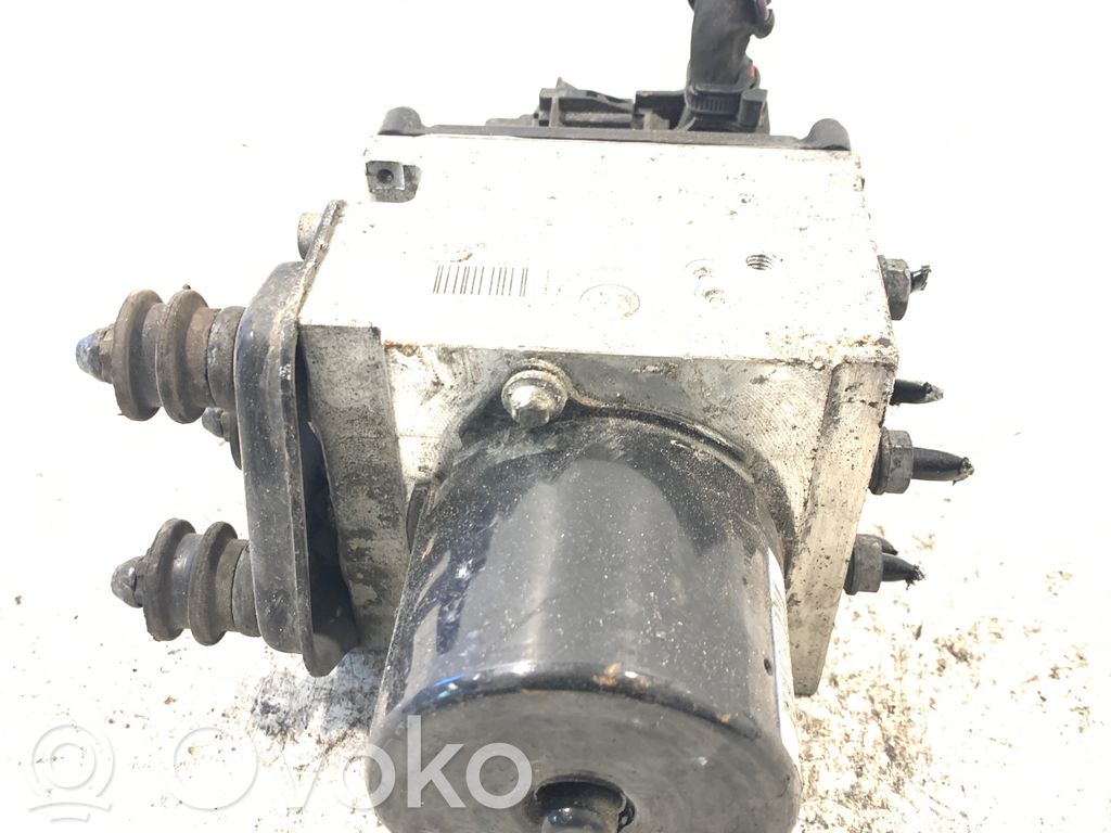 Volkswagen PASSAT B6 ABS Blokas 