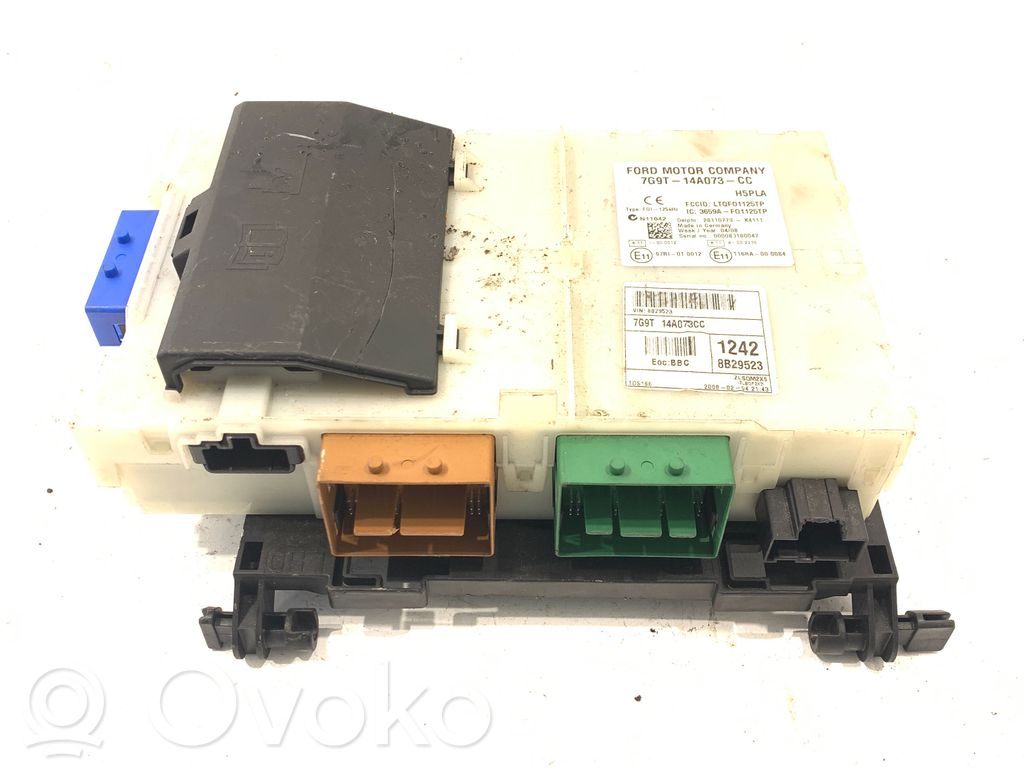 Ford Mondeo MK IV Saugiklių blokas 
