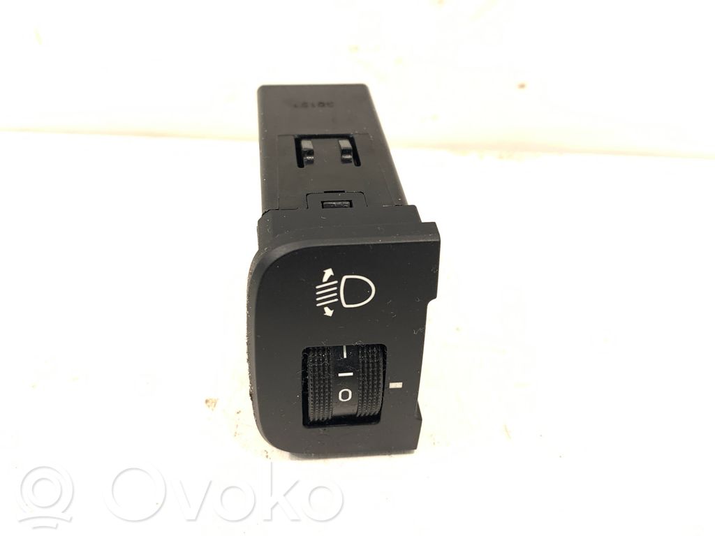 KIA Carens III Headlight level height control switch 