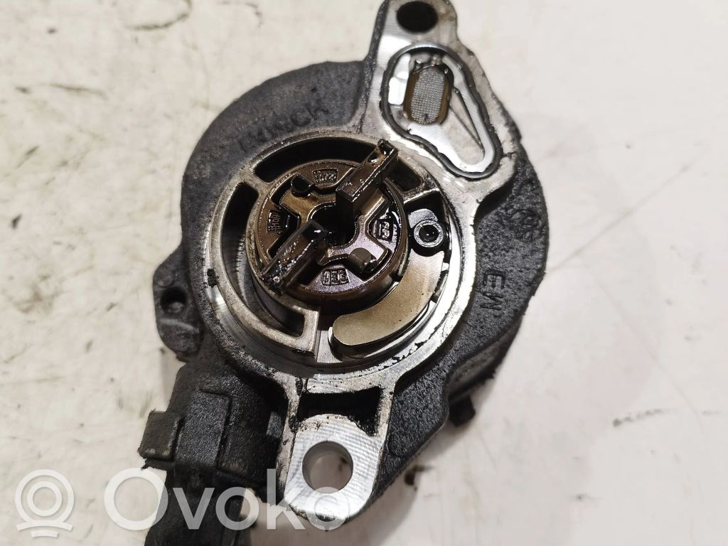 Peugeot Partner Vacuum pump 