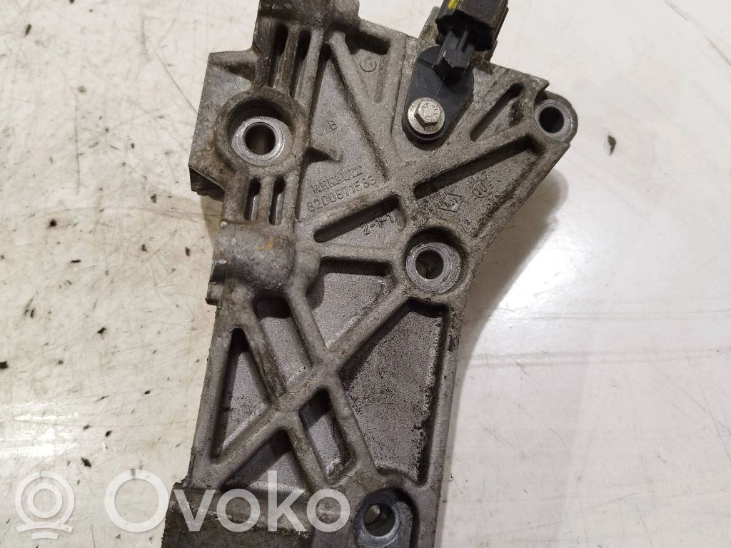 Renault Kangoo II Engine mounting bracket 