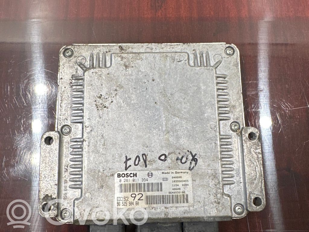 Peugeot 807 Engine control unit/module 