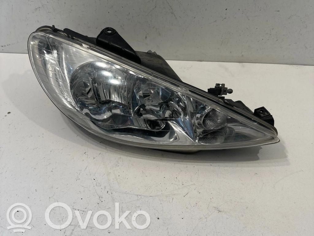 Peugeot 206 Headlight/headlamp 