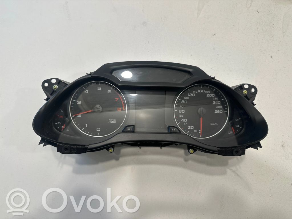 Audi A4 S4 B8 8K Licznik / Prędkościomierz 