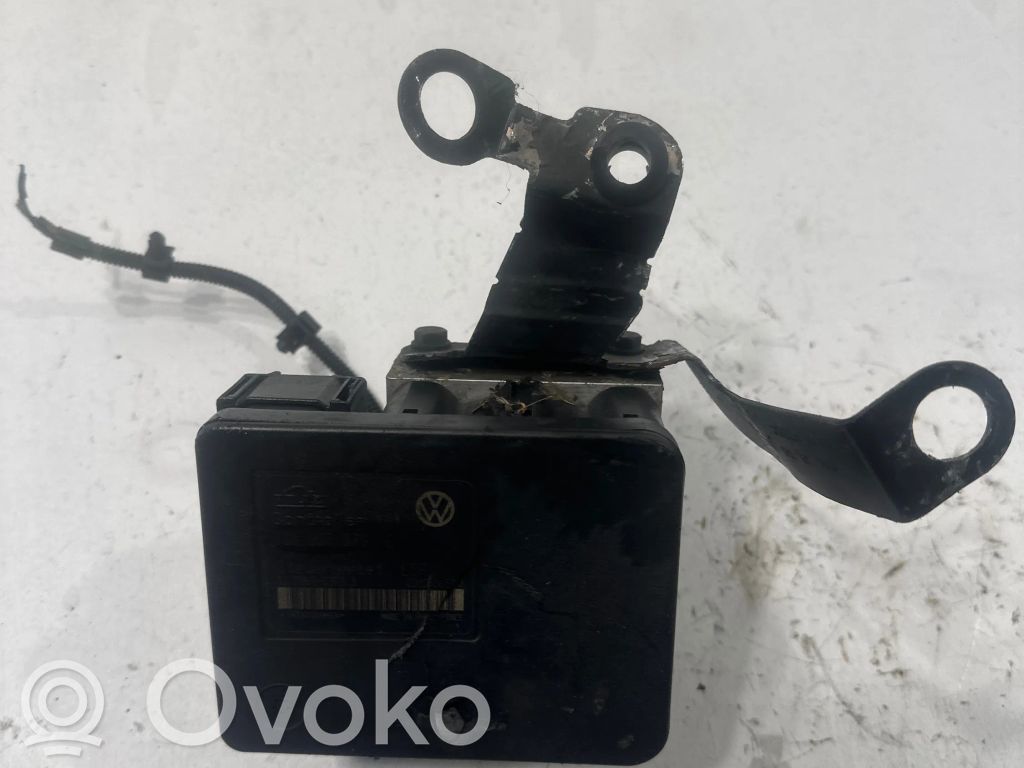 Volkswagen Golf IV ABS Pump 