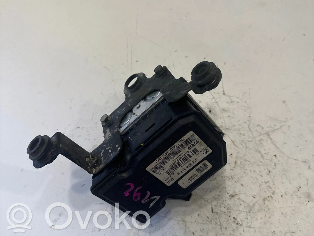 Bomba de ABS   5N0614517N,54085111E,16132016