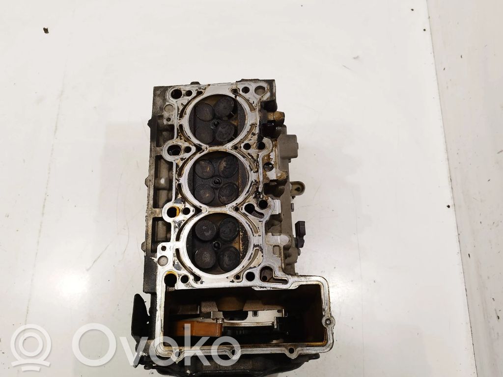 Audi A6 S6 C6 4F Engine head 