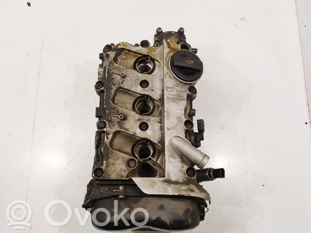 Engine head   06E103373