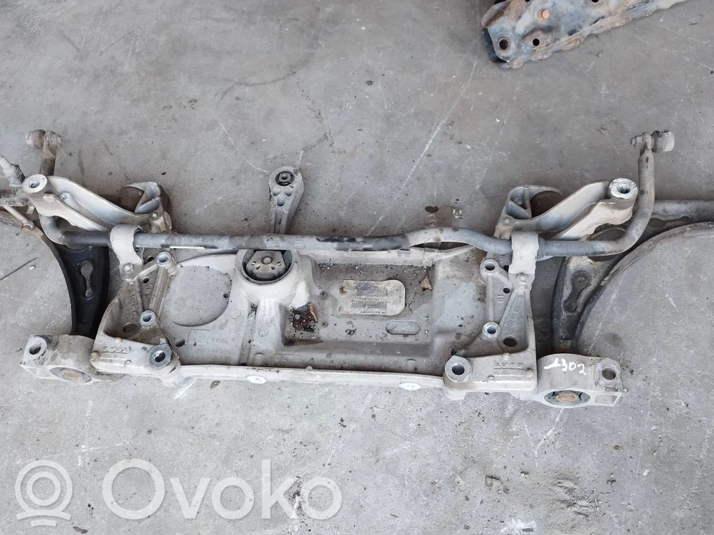 Volkswagen Touran I Rama pomocnicza przednia 