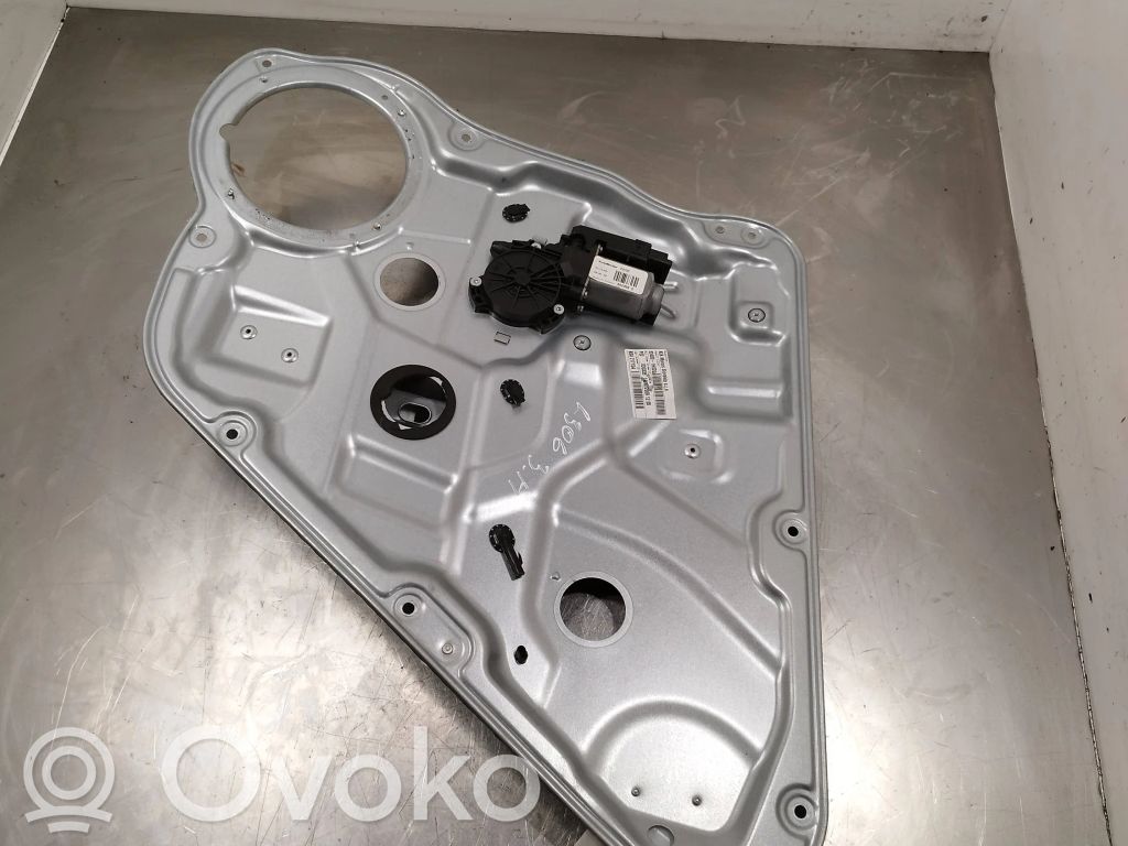 KIA Ceed Macara geam ușă spate cu motor 