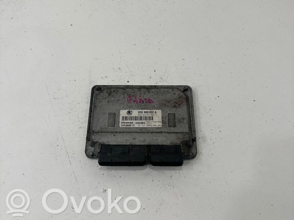 Skoda Fabia Mk1 (6Y) Engine control unit/module 