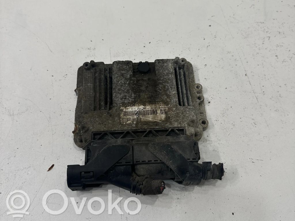 Opel Zafira B Engine control unit/module 