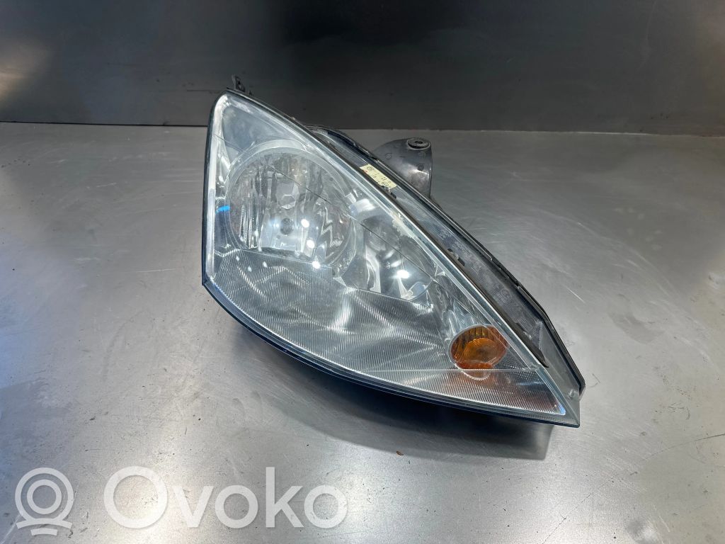 Ford Focus Scheinwerfer 