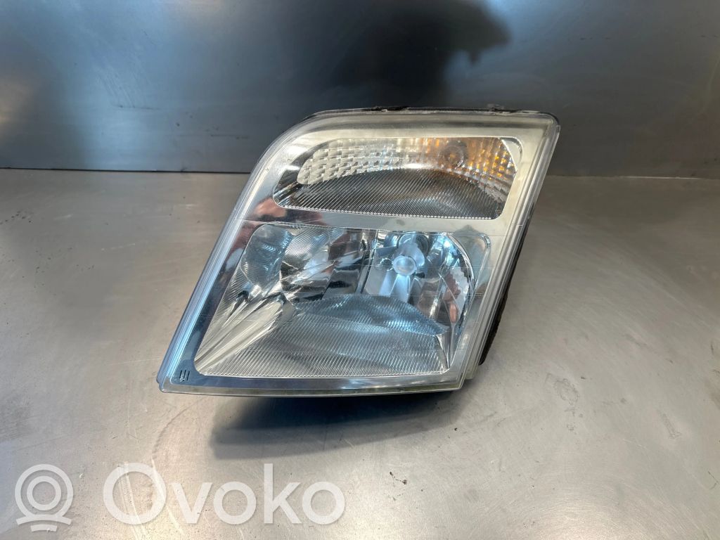 Ford Connect Headlight/headlamp 
