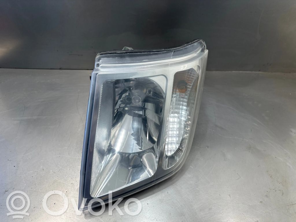 Ford Connect Headlight/headlamp 