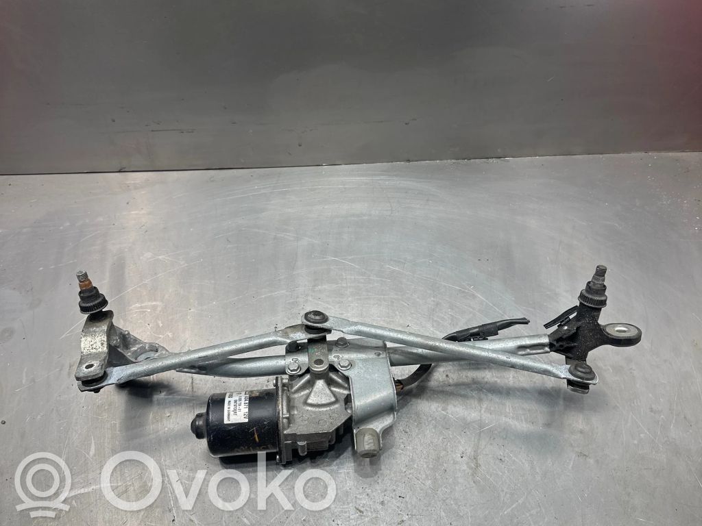 BMW 1 E81 E87 Front wiper linkage and motor 