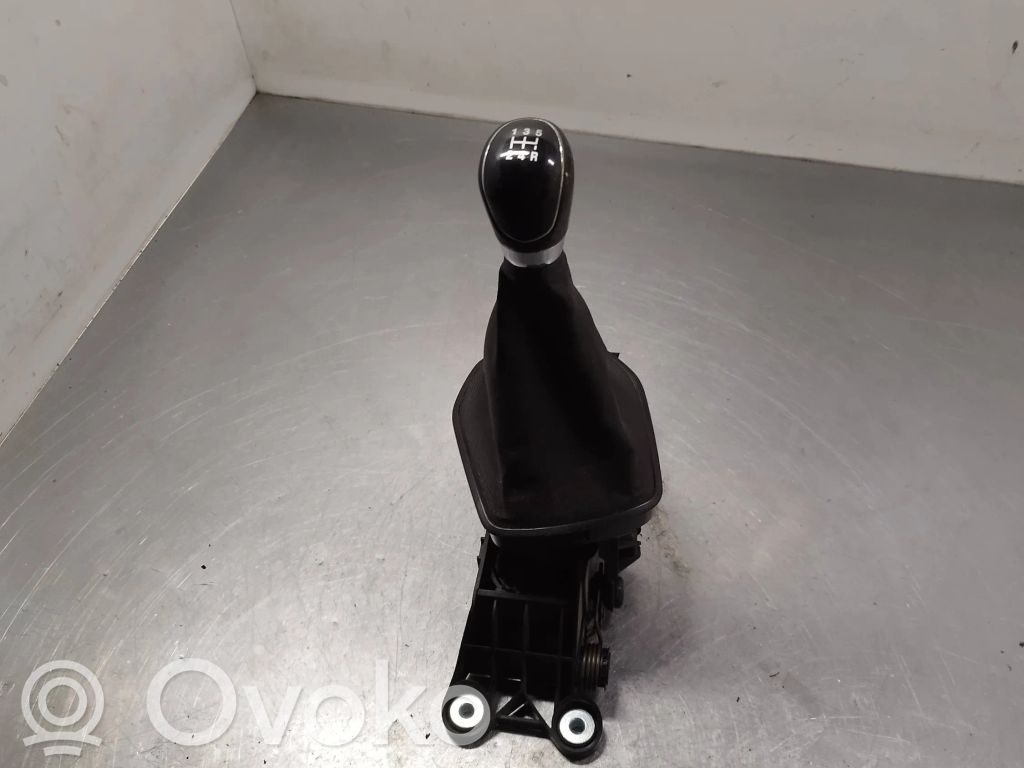 Ford Transit Courier Gear shifter/selector 