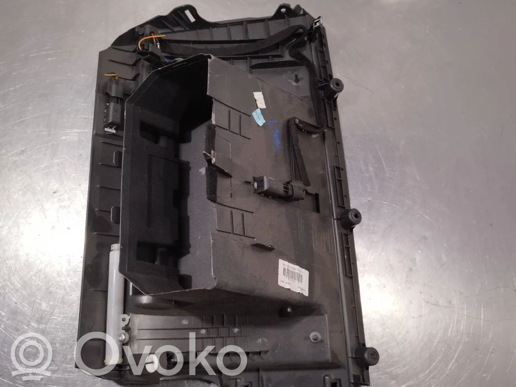 Volvo V50 Daiktadėžė 