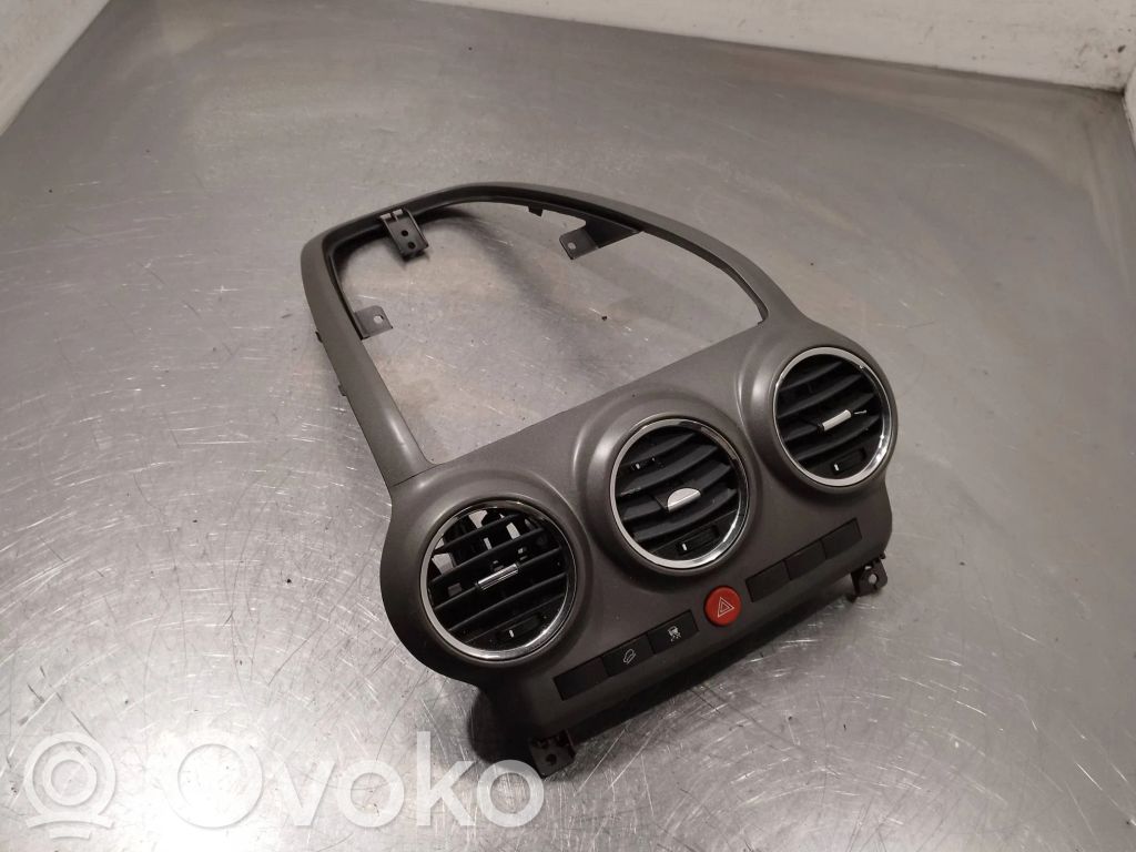 Opel Antara Dash center air vent grill 